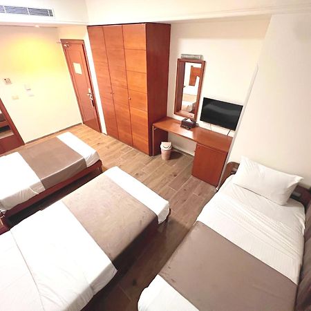 Caesar'S Park Hotel Бейрут Екстер'єр фото