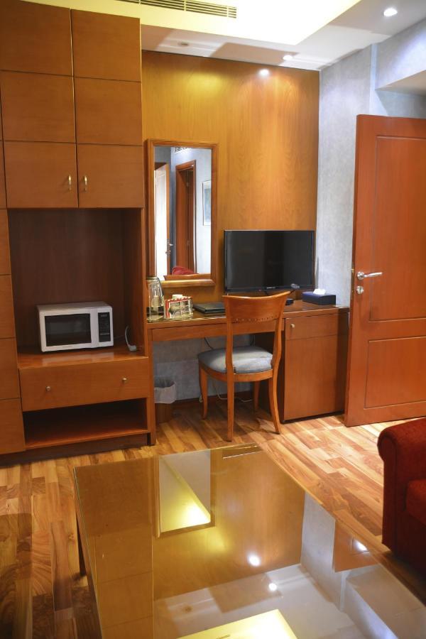 Caesar'S Park Hotel Бейрут Екстер'єр фото